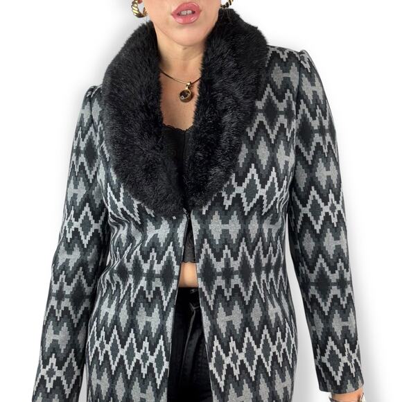 ❌SOLD❌INC black and gray western print long coat with removable fur collar - Picture 9 of 15